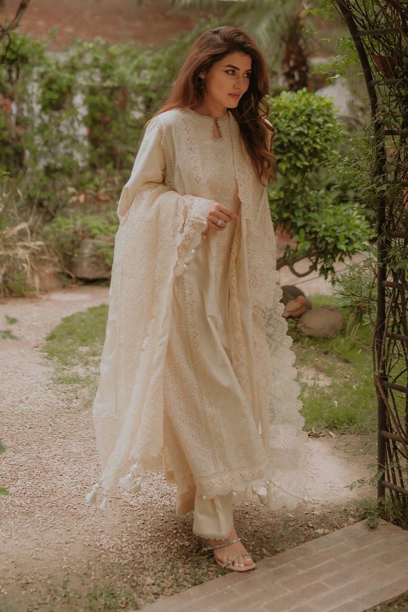 Picture of Arfah Khawaja in Dariya