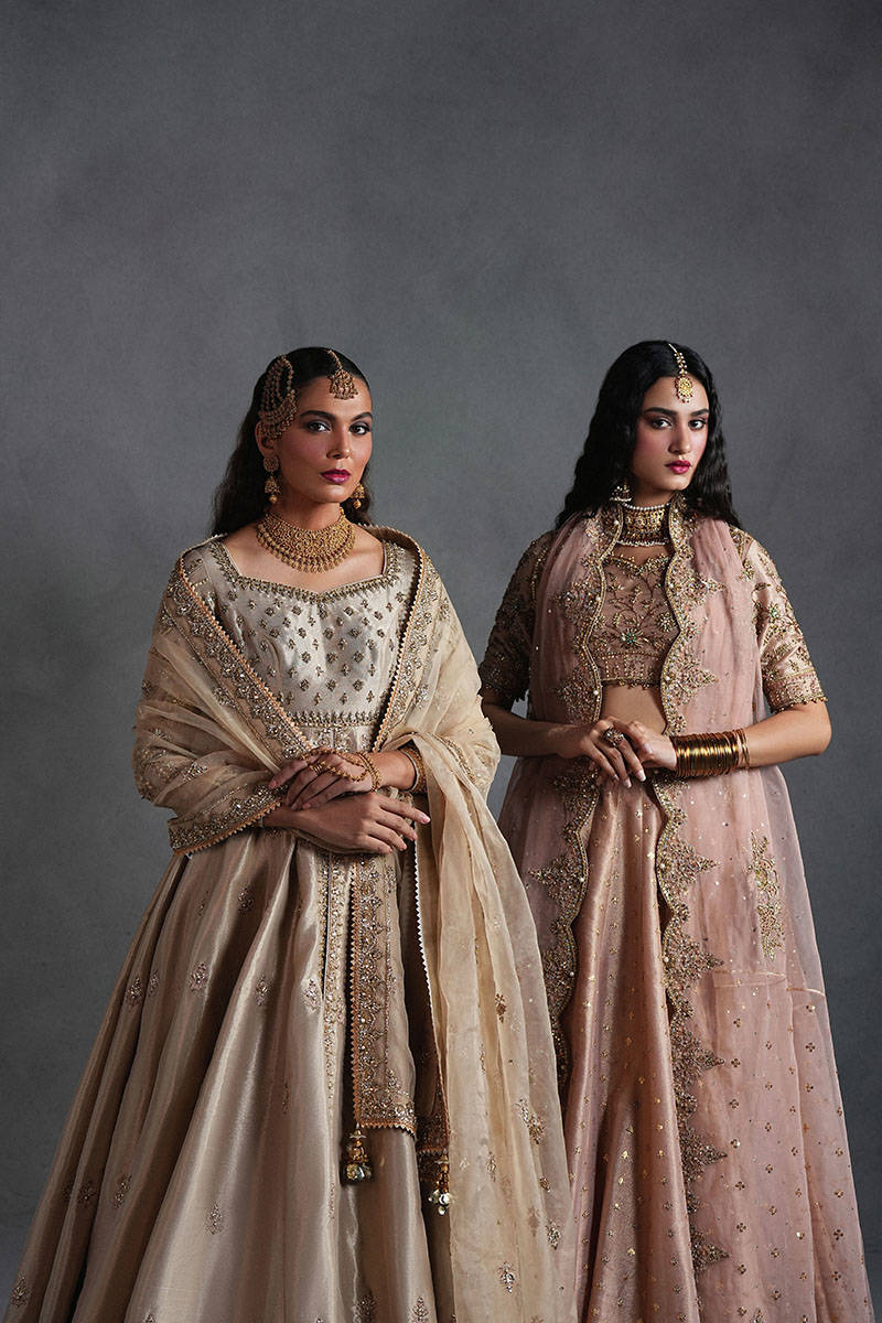 Picture of Gold Tissue Peshwas